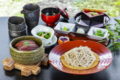 鰻まぶし飯と貴賓館蕎麦膳（鮫皮なし）
