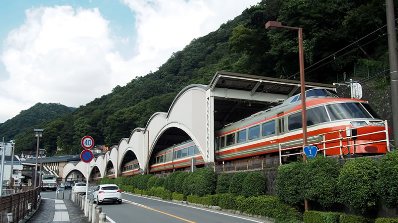 小田急線 特急ロマンスカー