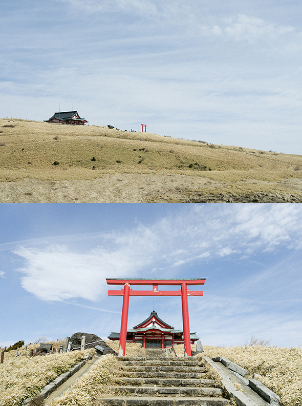 ロープウェーに乗って、天空の神社「箱根元宮」へ。